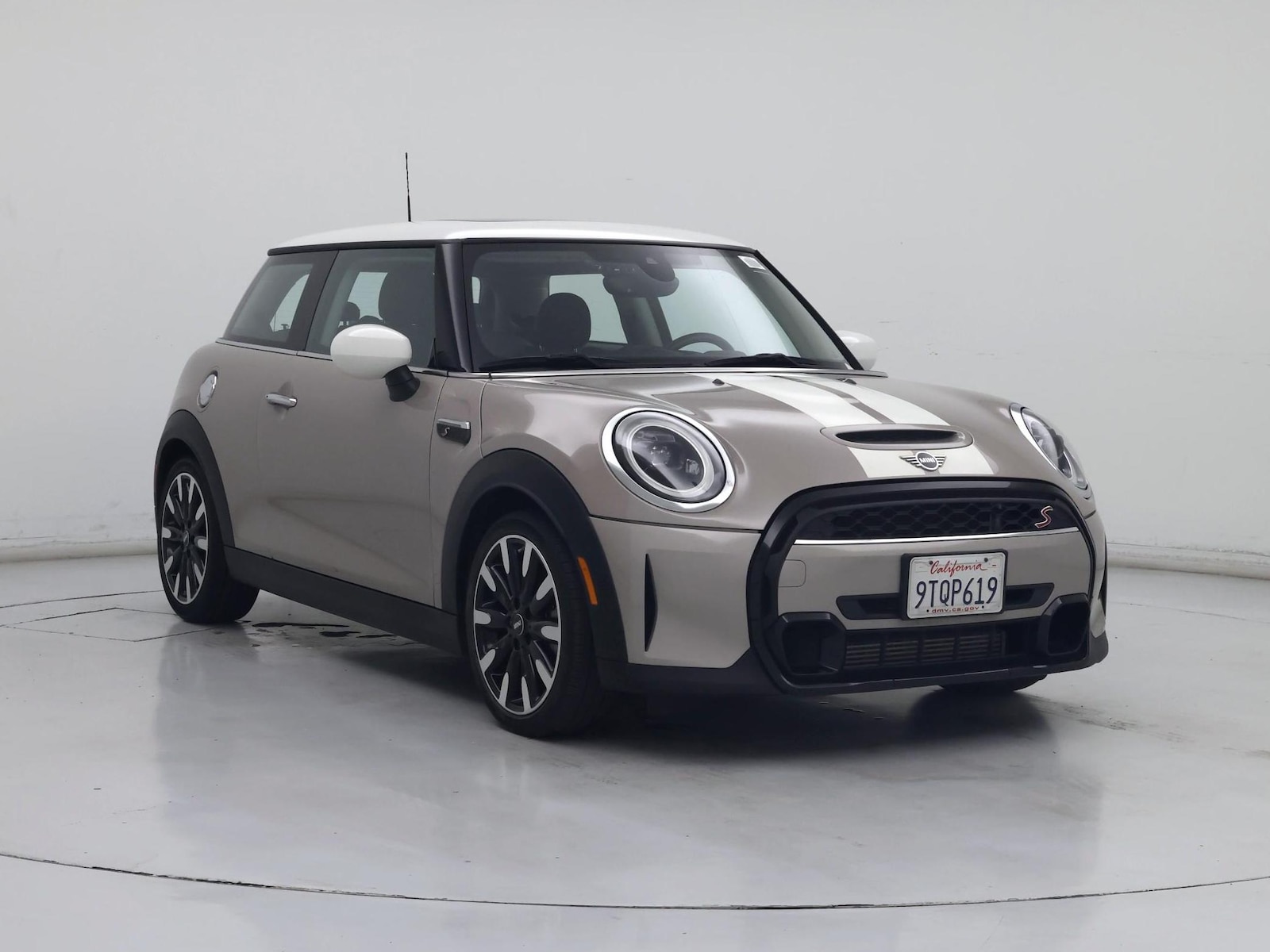 mini hardtop 2 door 2024 WMW53DH0XR2U69331 image mini hardtop 2 door 2024 WMW53DH0XR2U69331 image